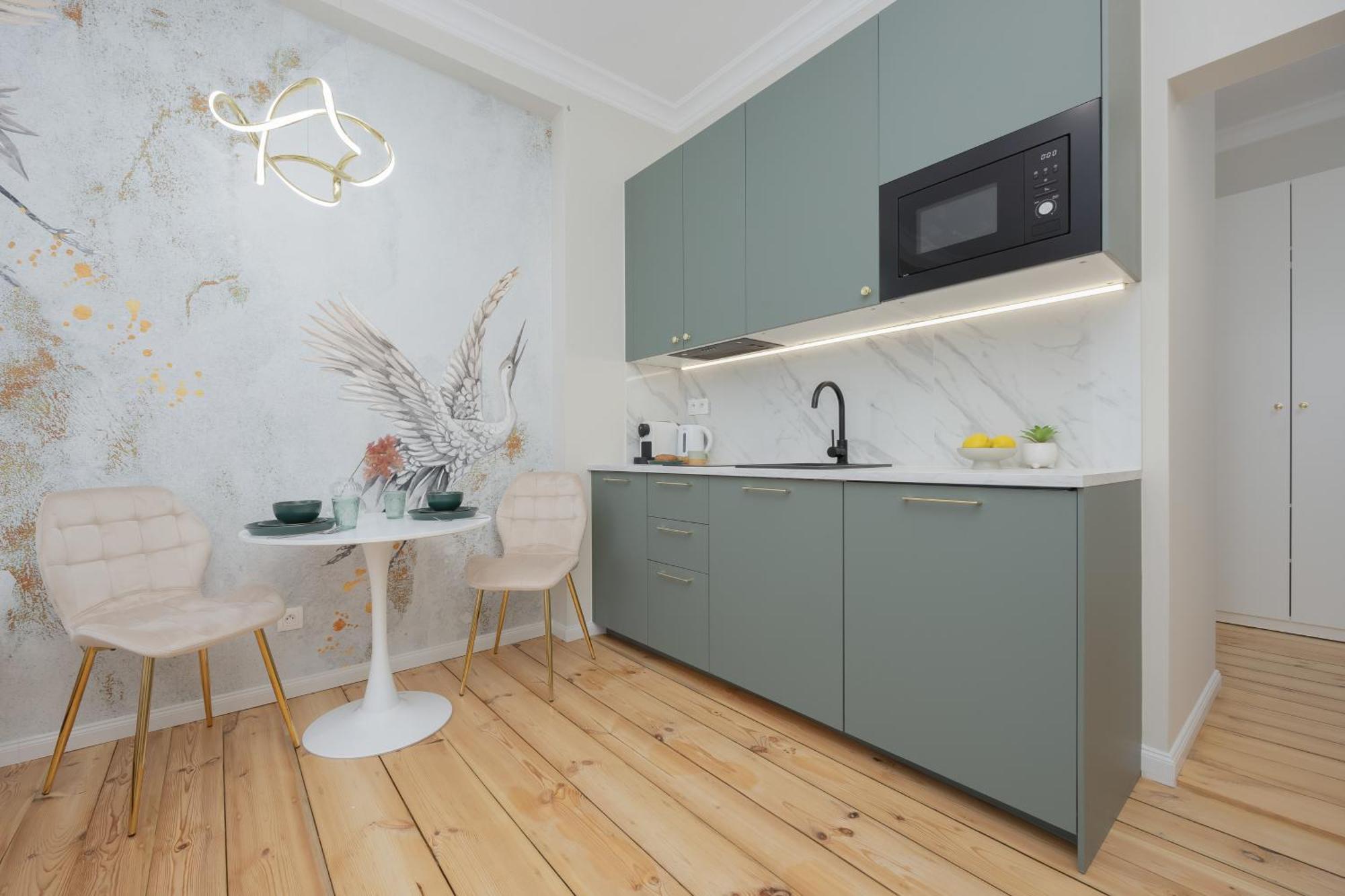 Elegant Grojecka In By Renters Lägenhet *