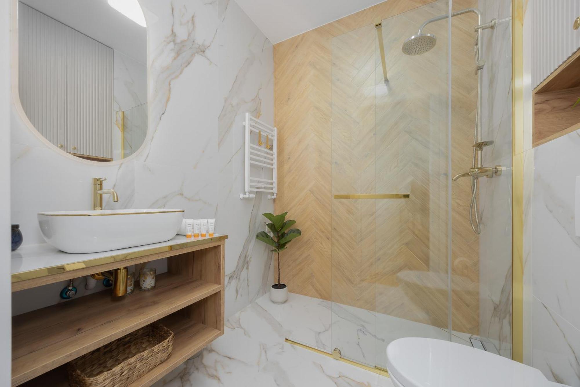 Lägenhet Elegant Grojecka In By Renters Warszawa