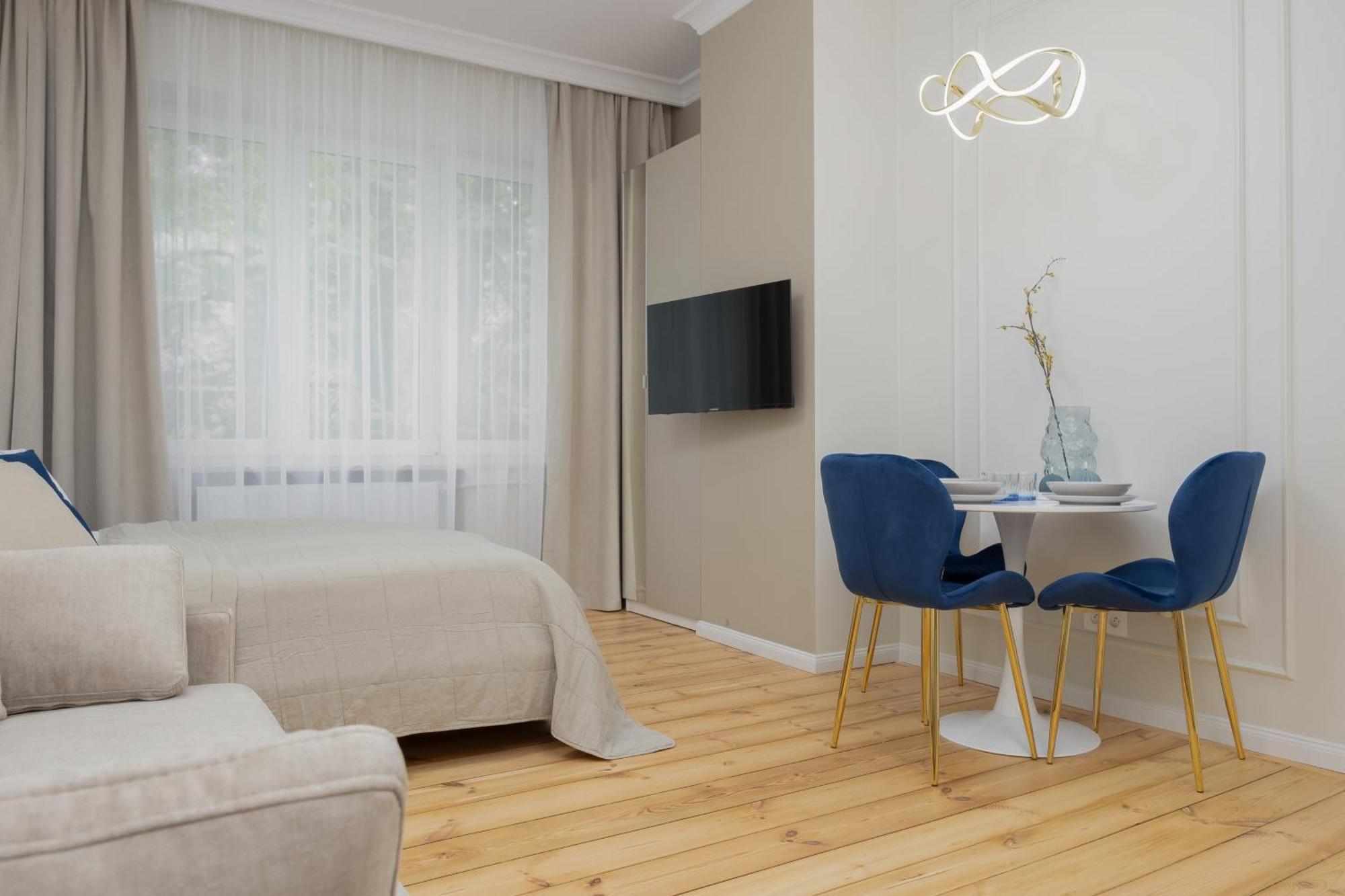 Elegant Grojecka In By Renters Lägenhet Warszawa