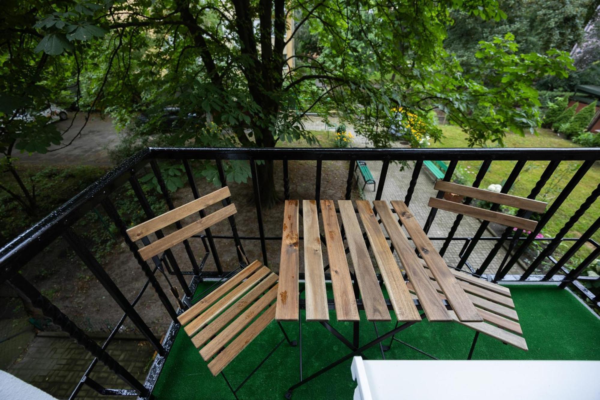 Elegant Grojecka In By Renters Warszawa