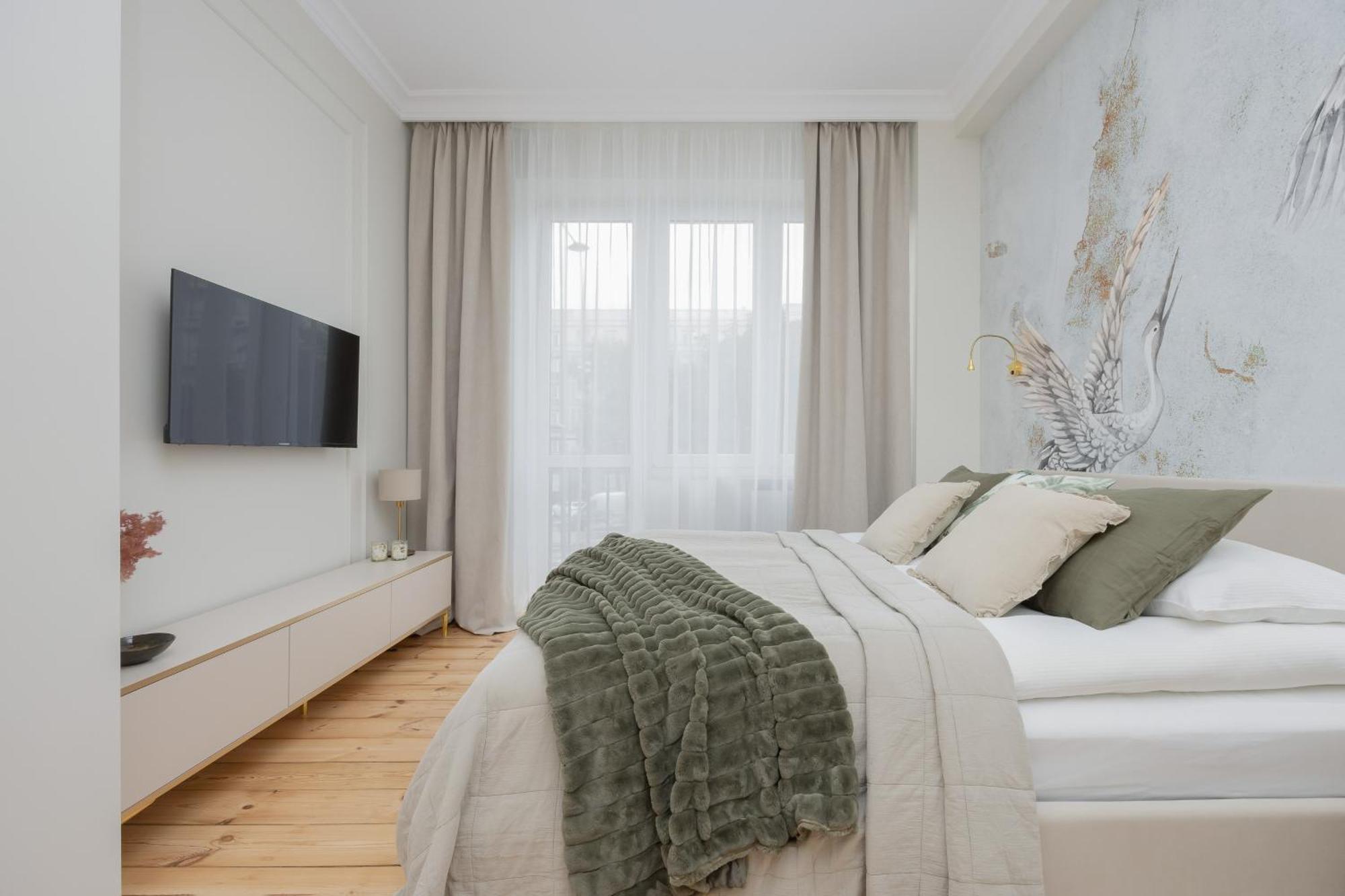 Elegant Grojecka In By Renters Butas *