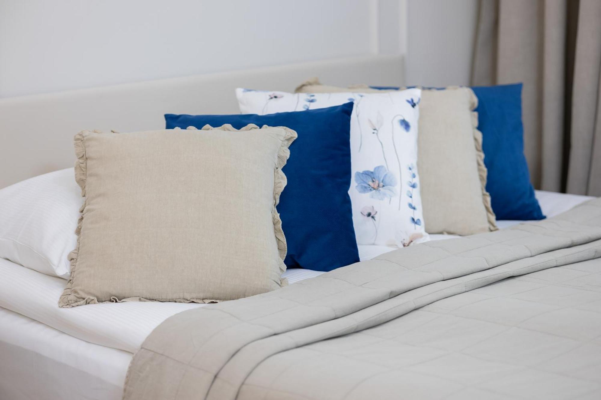 Butas Elegant Grojecka In By Renters Warsaw